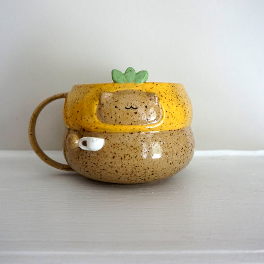 Pineapple kitty mug